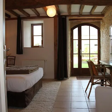 D'hotes De Letanville Bed & Breakfast 3*