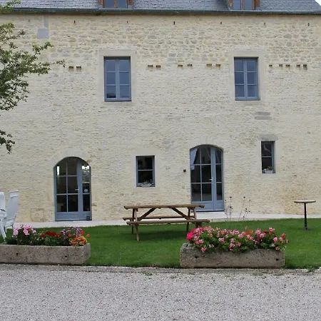 Bed & Breakfast D'hotes De Letanville 3*