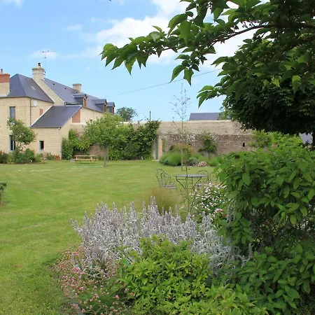 D'hotes De Letanville Bed & Breakfast